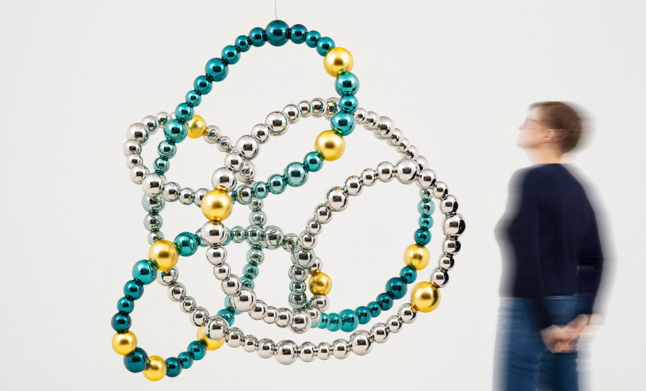 MON realiza exposição do artista francês Jean-Michel Othoniel