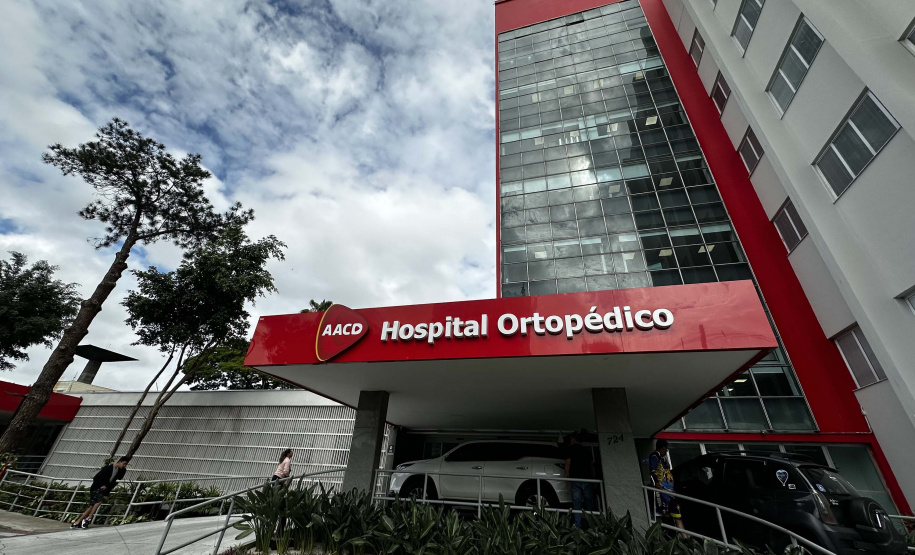 Para dar início a cooperação técnica, profissionais do Paraná realizam treinamento na AACD