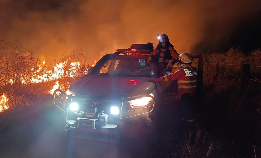 Curso de resposta a desastres prepara bombeiros do Paraná.