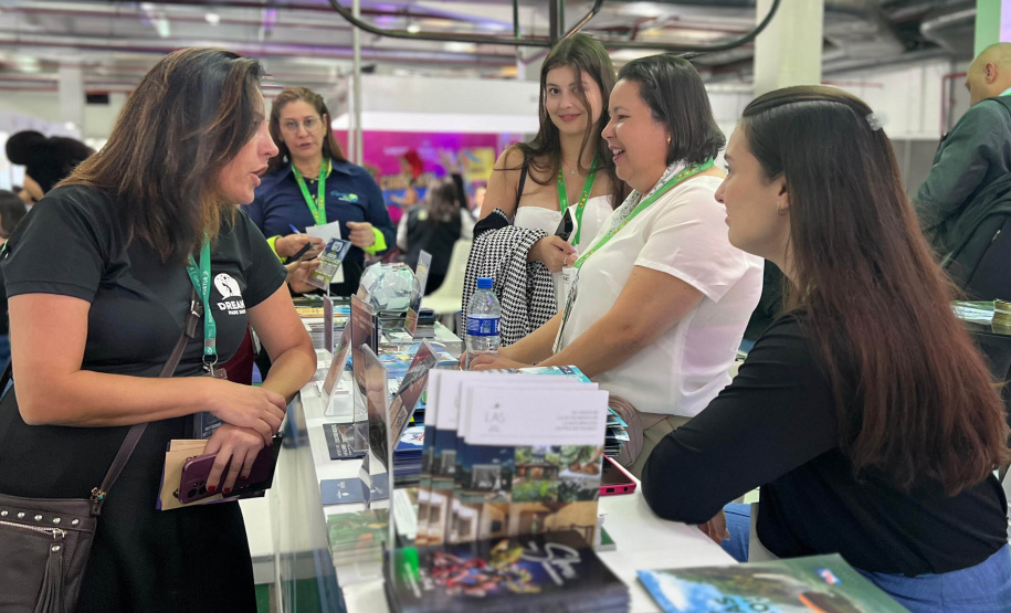 No Paraguai, Paraná atrai turistas e negócios na Fitpar 2024