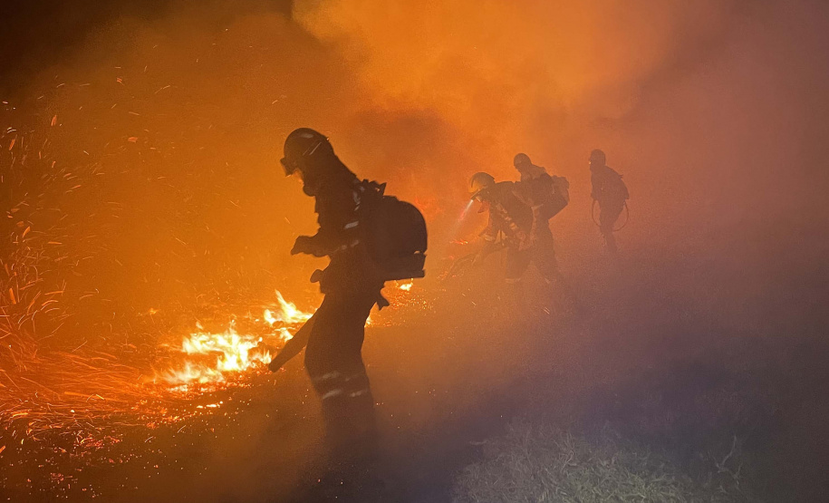 Curso de resposta a desastres prepara bombeiros do Paraná.