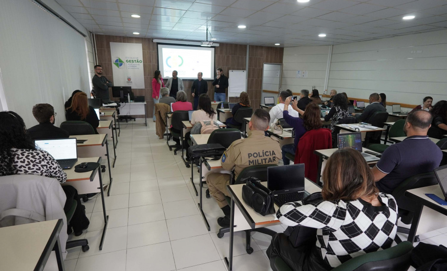 Capacitação impulsiona melhorias na gestão de transferências no Paraná