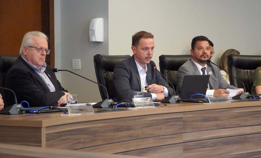 O primeiro relatório de monitoramento do Plano Plurianual 2024-2027 (https://www.planejamento.pr.gov.br/PlanejaParana/Pagina/Transparencia-Planos-Plurianuais) do Governo do Paraná, foi entregue, nesta segunda-feira (21), à Assembleia Legislativa do Estado do Paraná (ALEP), revelando bons indicativos sobre a execução das metas: 72% das entregas previstas para 2024 (813 das 1.135) estão bem encaminhadas.