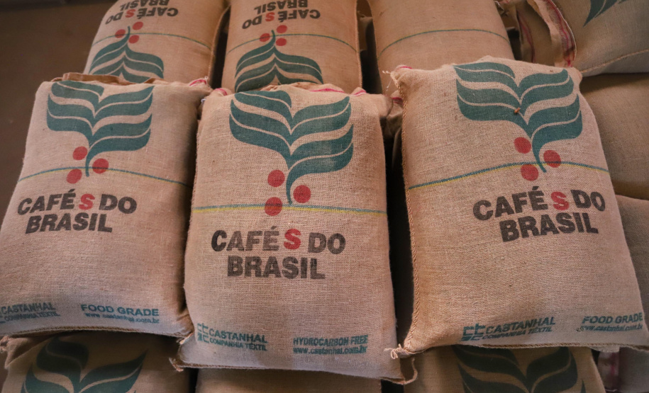 Mesmo com menor produção, café garante mais rendimento ao produtor