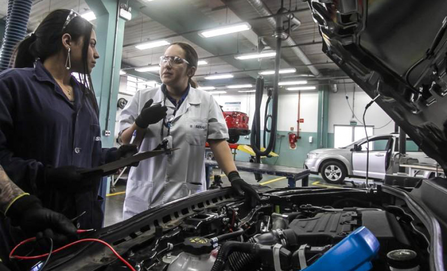 Paraná isenta ICMS de veículos e equipamentos para cursos profissionalizantes do Senai
