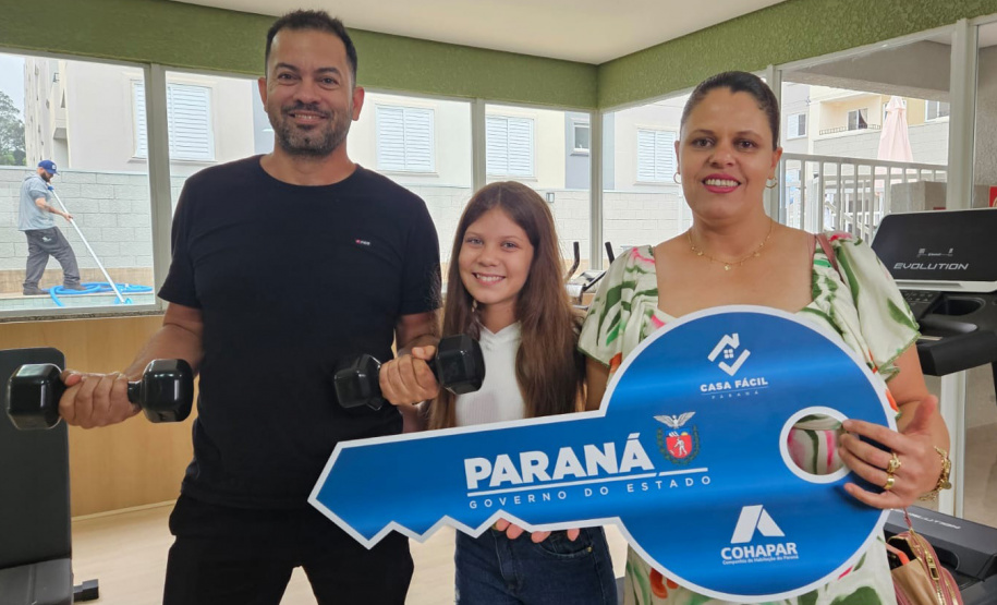 COHAPAR Entrega do Resid Marapé em Maringá