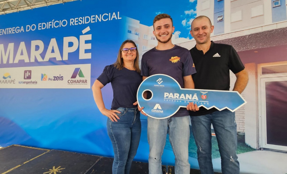 COHAPAR Entrega do Resid Marapé em Maringá