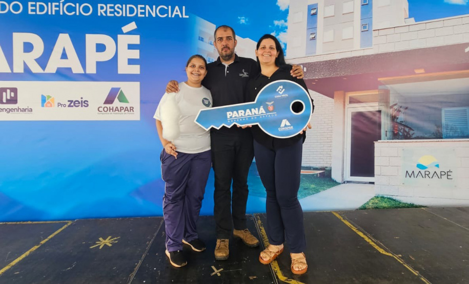 COHAPAR Entrega do Resid Marapé em Maringá