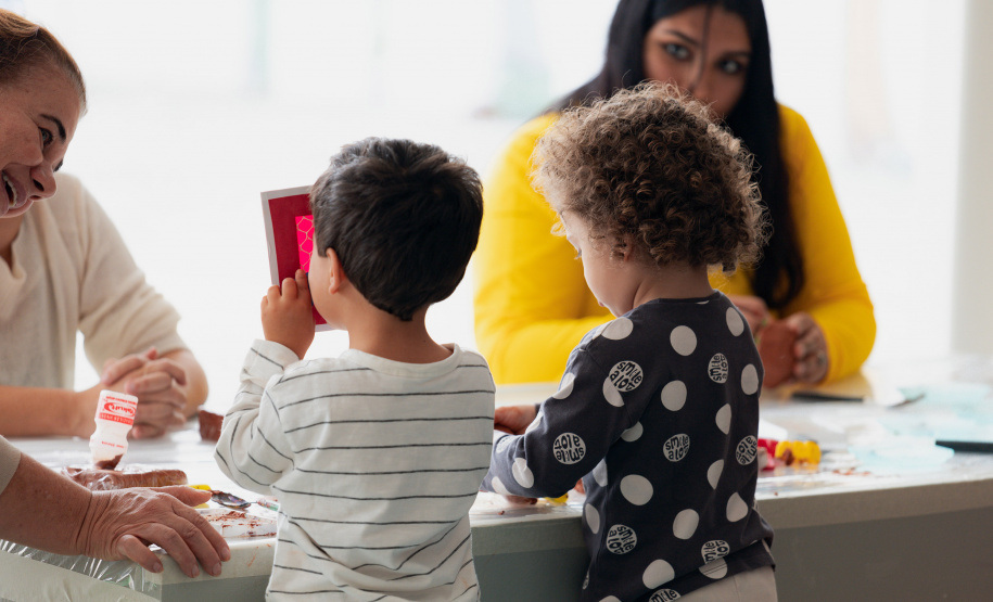 MON OFICINA A MÚSICA DAS CORES