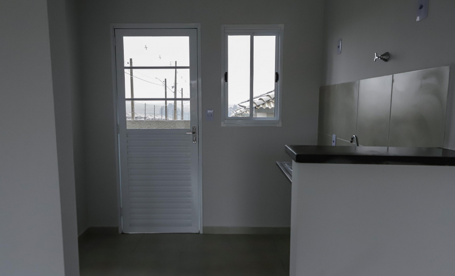 532 famílias de Cafelândia e Nova Aurora recebem as chaves da casa própria