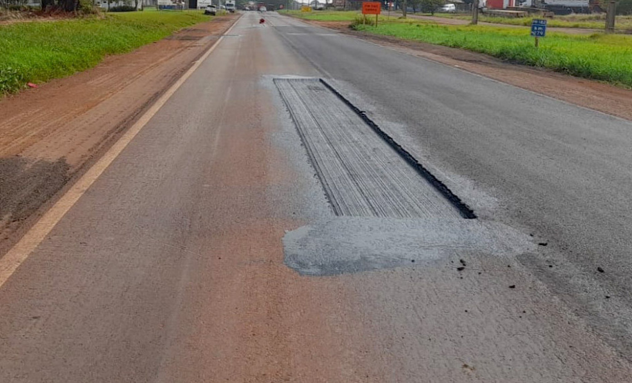 Rodovia entre Palotina e Toledo recebe serviços de conservação do pavimento