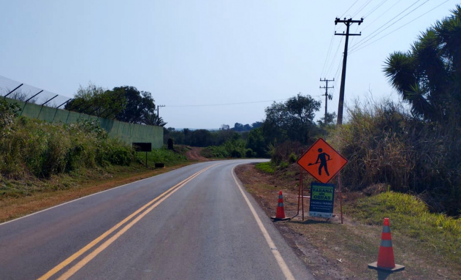 DER/PR melhora sinalização viária da PR-436 em Bandeirantes