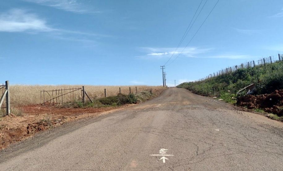 PR-459 Clevelândia a Mangueirinha Rodovia entre Clevelândia e Mangueirinha terá investimentos de R$ 8,1 mi em conservação