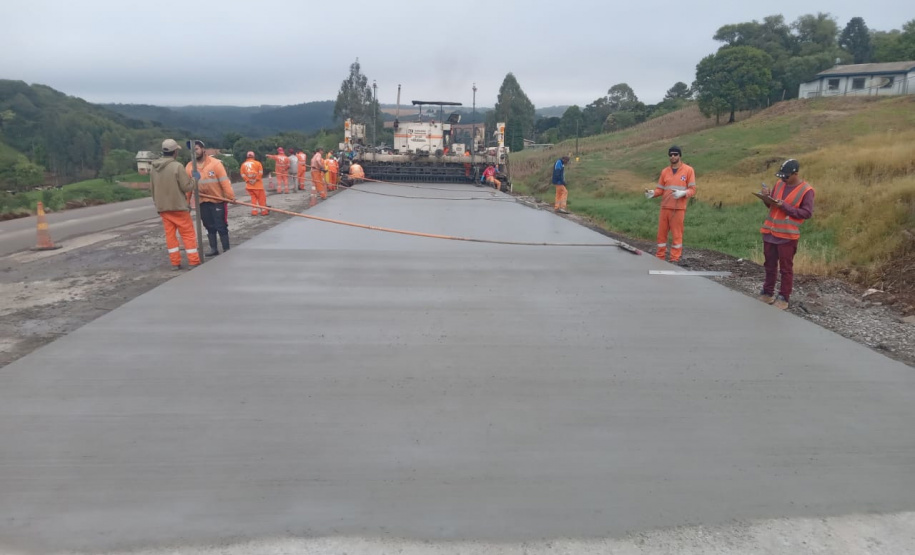 DER PRC-280 Clevelândia a Palmas whitetopping