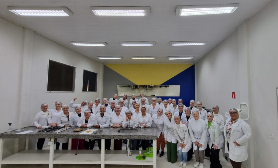 FUNDEPAR PROFISSIONAIS DE NUTRIÇÃO