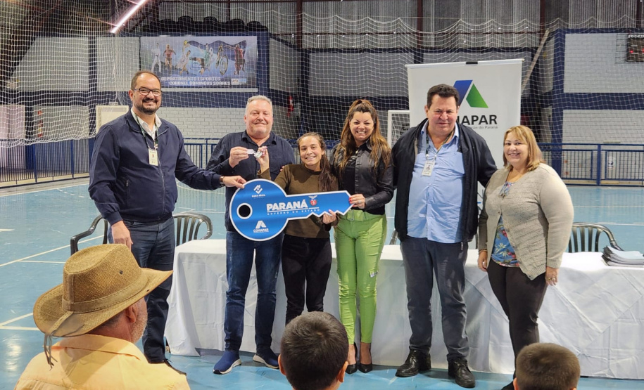 COHAPAR Entrega de moradias em Coronel Domingos Soares