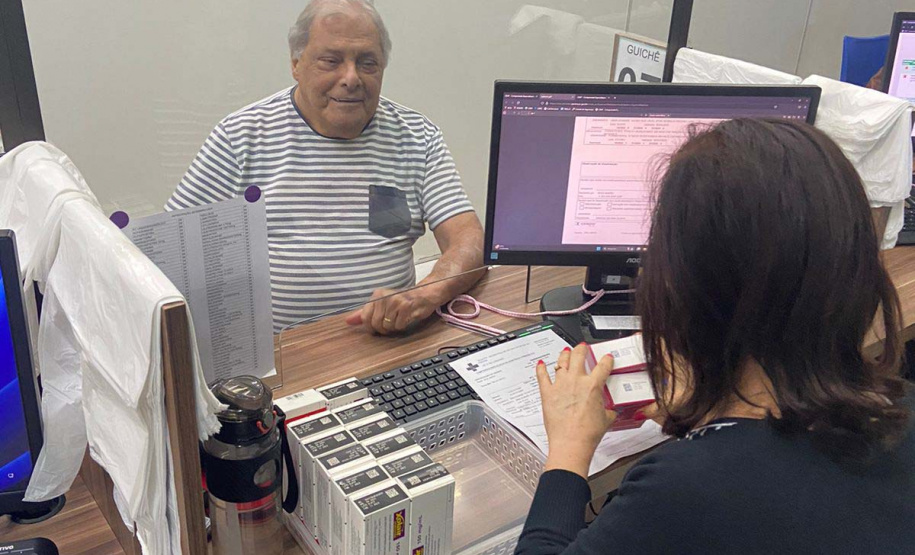 76,3% da população idosa do Paraná dependem apenas do SUS