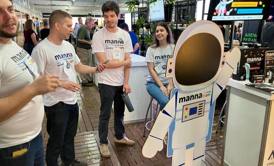Governo do Paraná mobiliza conhecimento, inovação e serviços em evento de ciência e tecnologia