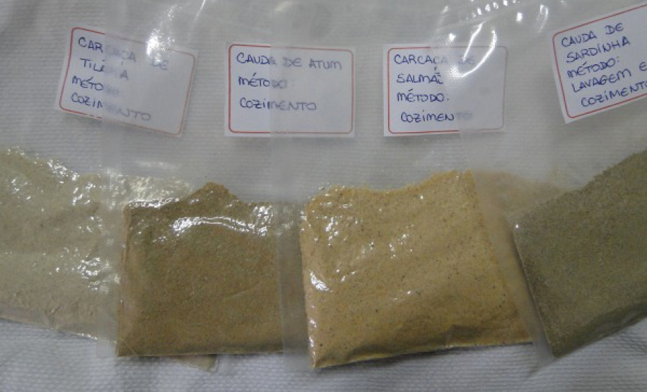 Concentrado proteico feito a partir da CMS ( carne mecanicamente separada ) da tilapia, obtido do espinhaco que sobra da filetagem.