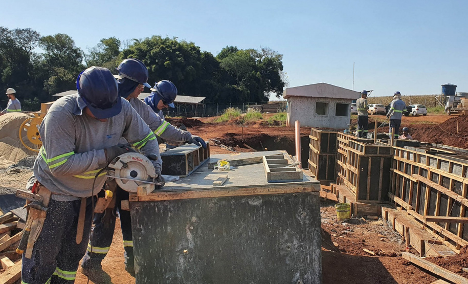 Investimentos e obras da Sanepar melhoram economia e geram empregos no Paraná
