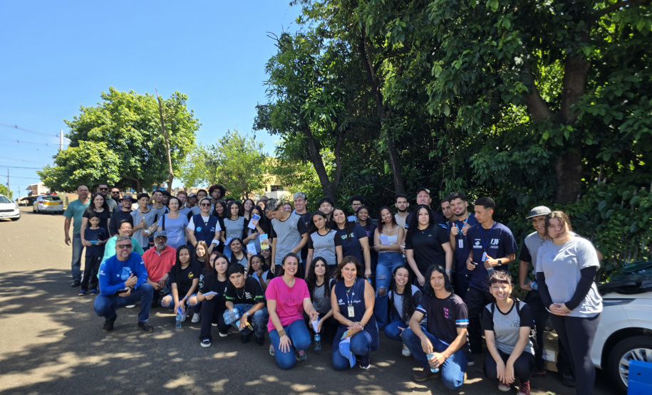 Jovens participam de ação de proteção da nascente do São Lourenço