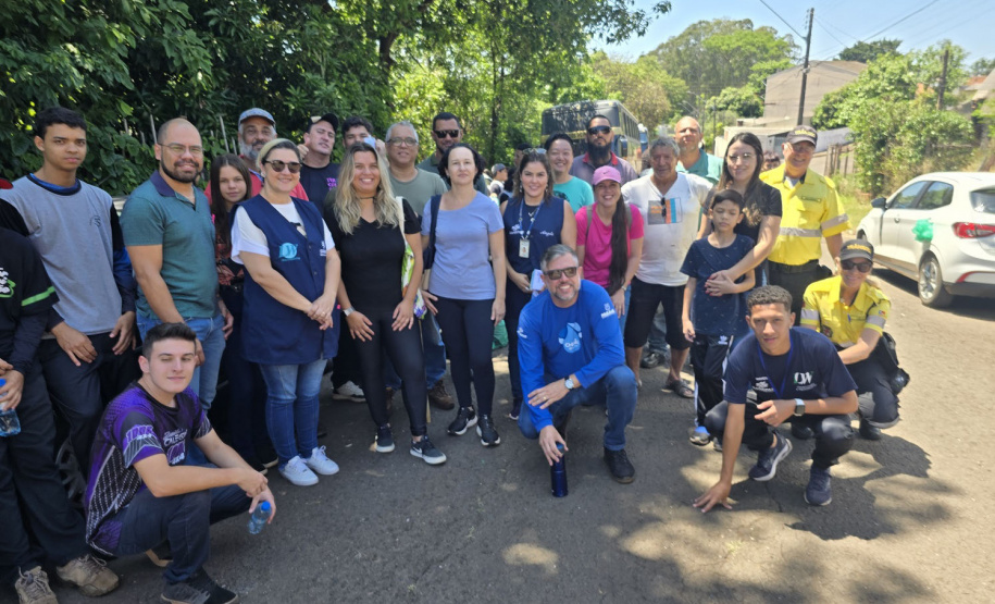 Jovens participam de ação de proteção da nascente do São Lourenço
