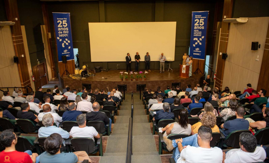 Circuito Corrida de Rua Sanepar e homenagens aos empregados marcam os 25 anos de certificação ISO 14.001 de Foz do Iguaçu