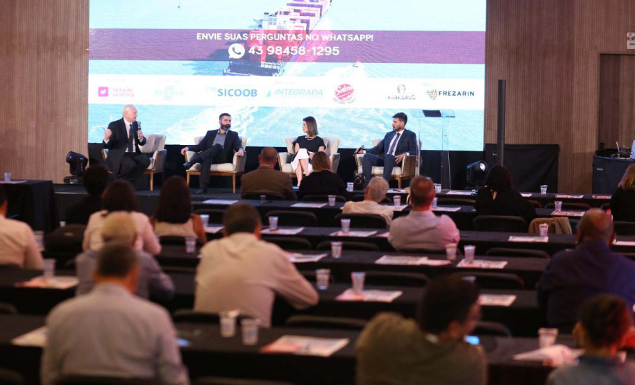 Recordes e avanços na logística portuária paranaense são apresentados no 22º Encontros Folha