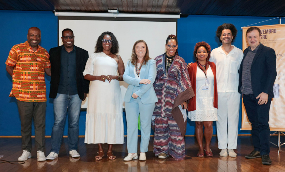 SEMIPI: Mafoane Odara encerra Primeiro Congresso de Igualdade Racial no Paraná