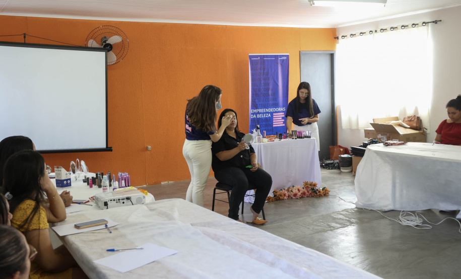 EMPREENDEDORAS DA BELEZA