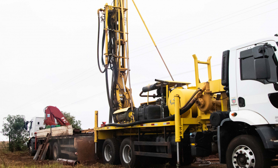 Governo do Estado, por meio do programa Água no Campo, prevê perfurar 200 poços artesianos em 2025.