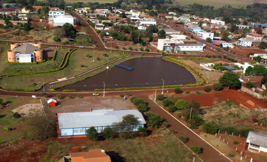 Sanepar visita moradores de Catanduvas para falar do sistema de esgoto sanitário