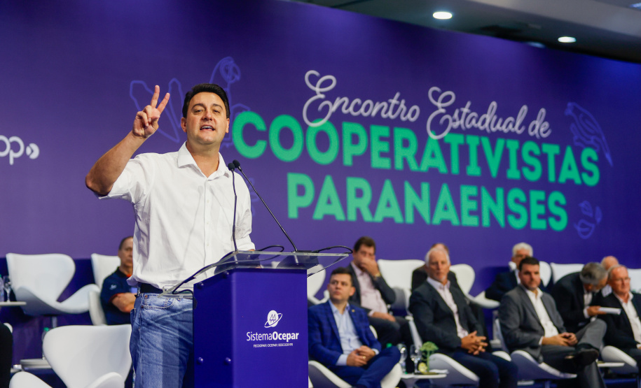 O governador Carlos Massa Ratinho Junior destacou, durante a abertura do Encontro das Cooperativas Paranaenses, nesta sexta-feira (29), a importância do sistema de cooperativo paranaense para os avanços econômicos do Estado.