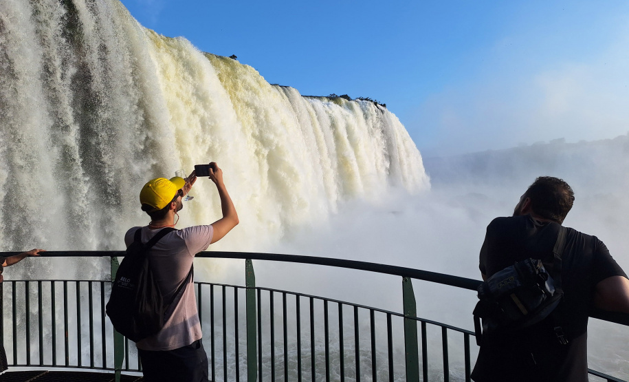 Parque Nacional do Iguaçu é o 6º destino mais pesquisado e desejado do mundo, conforme dados do Google