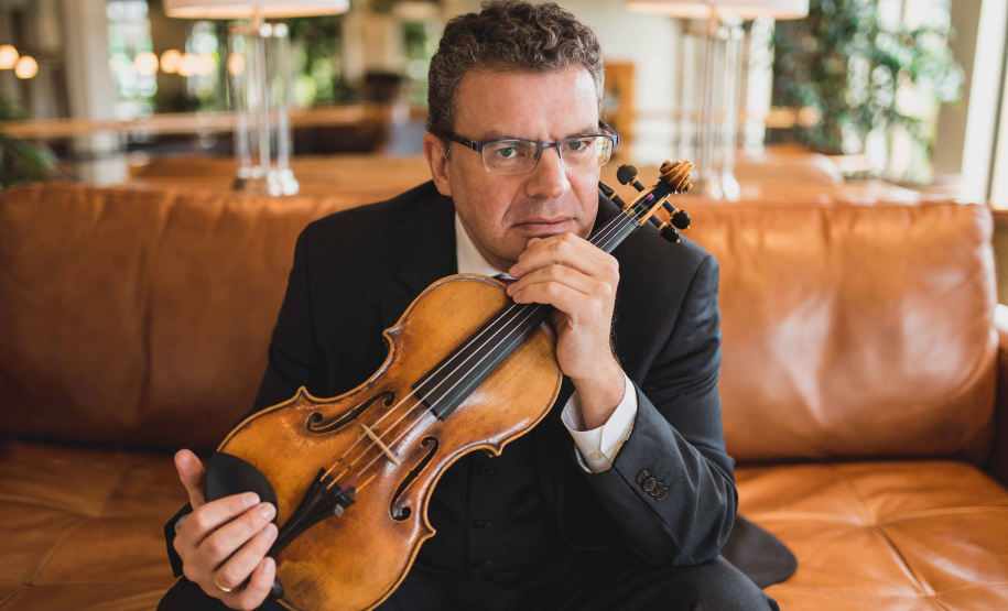 Orquestra Sinfônica do Paraná destaca compositores brasileiros neste dia 24