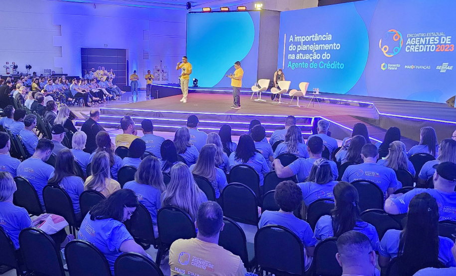 Sebrae/PR e Fomento Paraná realizam encontro estadual para capacitar agentes de crédito