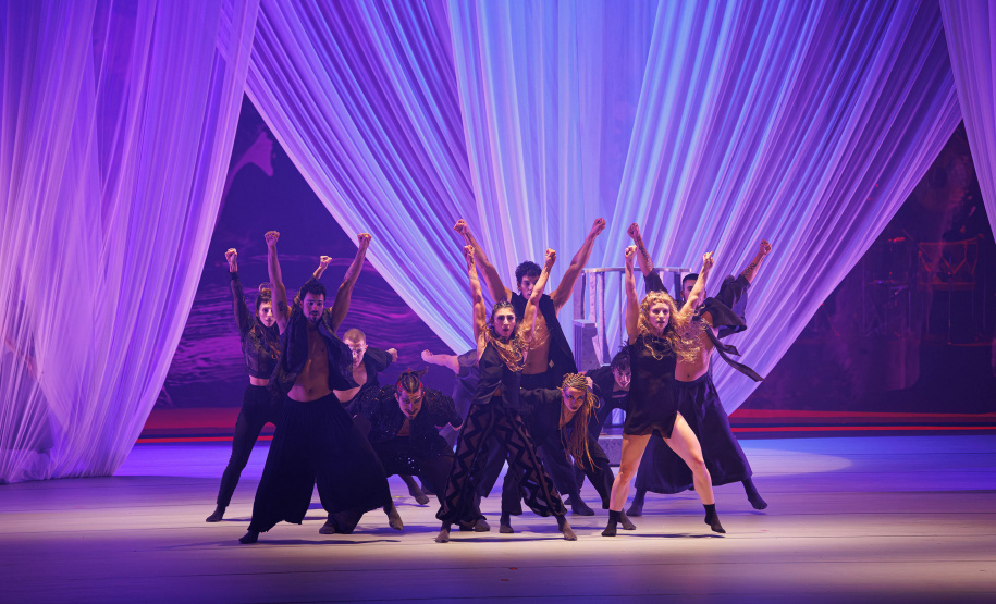 Mais nova obra do Balé Teatro Guaíra, “Orfeu e Eurídice” conquista o público