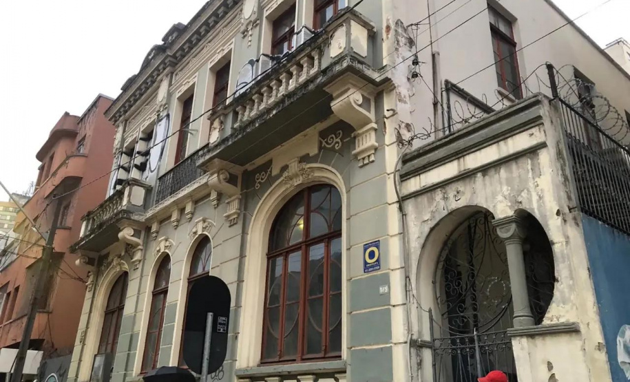 Unespar investe mais de R$ 55 milhões em 95 processos licitatórios nas mais diversas áreas