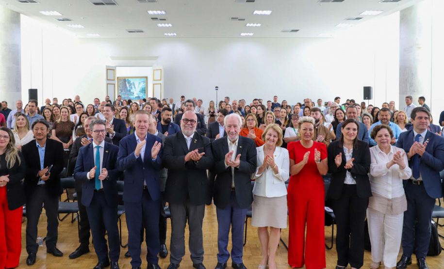 Paraná sedia encontro da rede de centros de inteligência estaduais para gestão do SUS