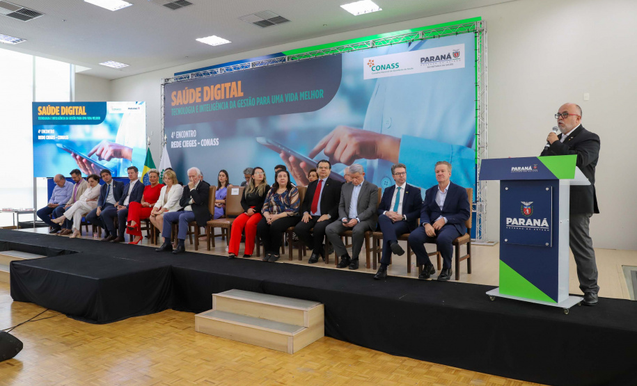 Paraná sedia encontro da rede de centros de inteligência estaduais para gestão do SUS