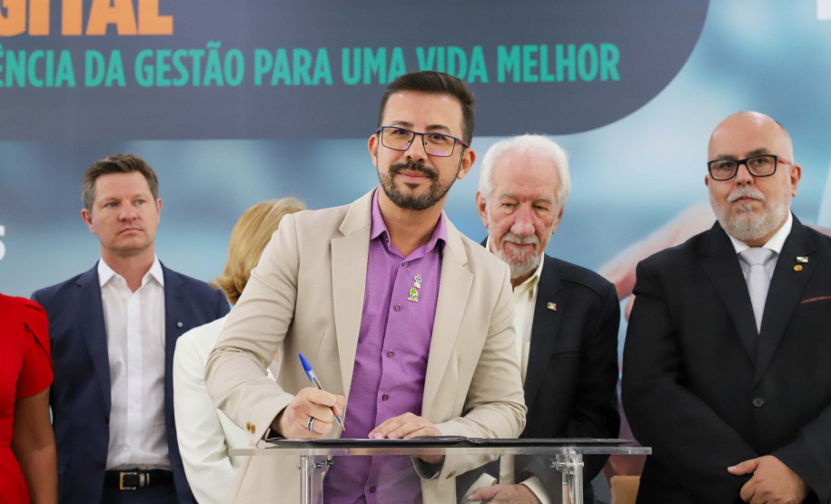 Paraná sedia encontro da rede de centros de inteligência estaduais para gestão do SUS