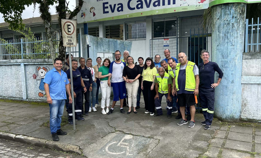 Cestas básicas arrecadadas na Corrida do Porto são distribuídas em Paranaguá