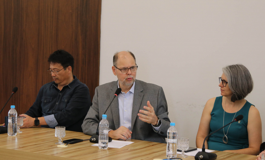 Estado anuncia investimento de R$10,8 milhões para infraestrutura e tecnologia na UEL e HU