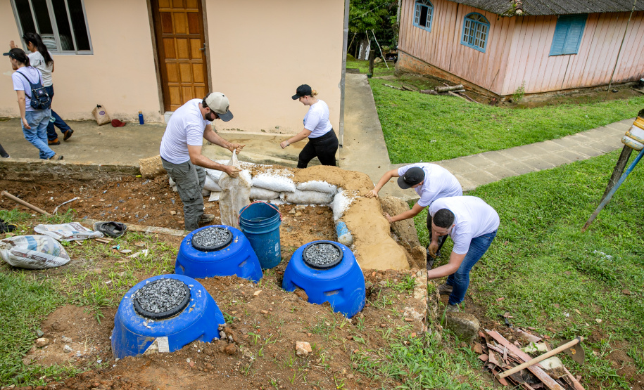 PORTOS DO PARANÁ INICIATIVA SOCIOAMBIENTAL