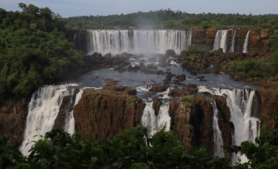 HOTELARIA E TURISMO FOZ DO IGUAÇU
