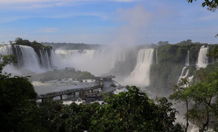 HOTELARIA E TURISMO FOZ DO IGUAÇU