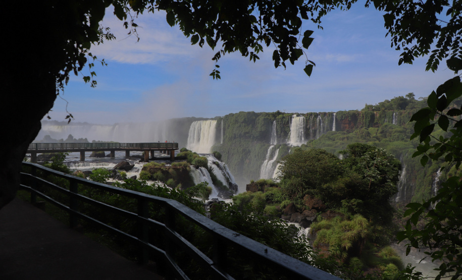 HOTELARIA E TURISMO FOZ DO IGUAÇU