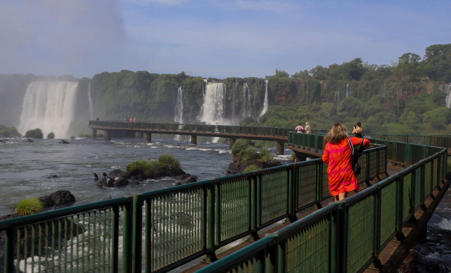 HOTELARIA E TURISMO FOZ DO IGUAÇU