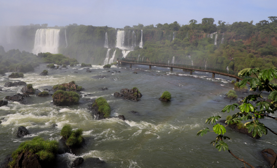 HOTELARIA E TURISMO FOZ DO IGUAÇU