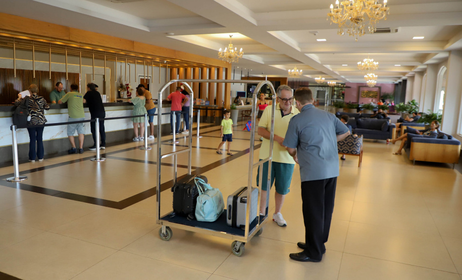 HOTELARIA E TURISMO FOZ DO IGUAÇU